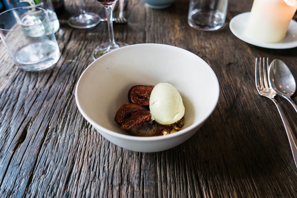 Quince-jelly, roasted figs & ice cream