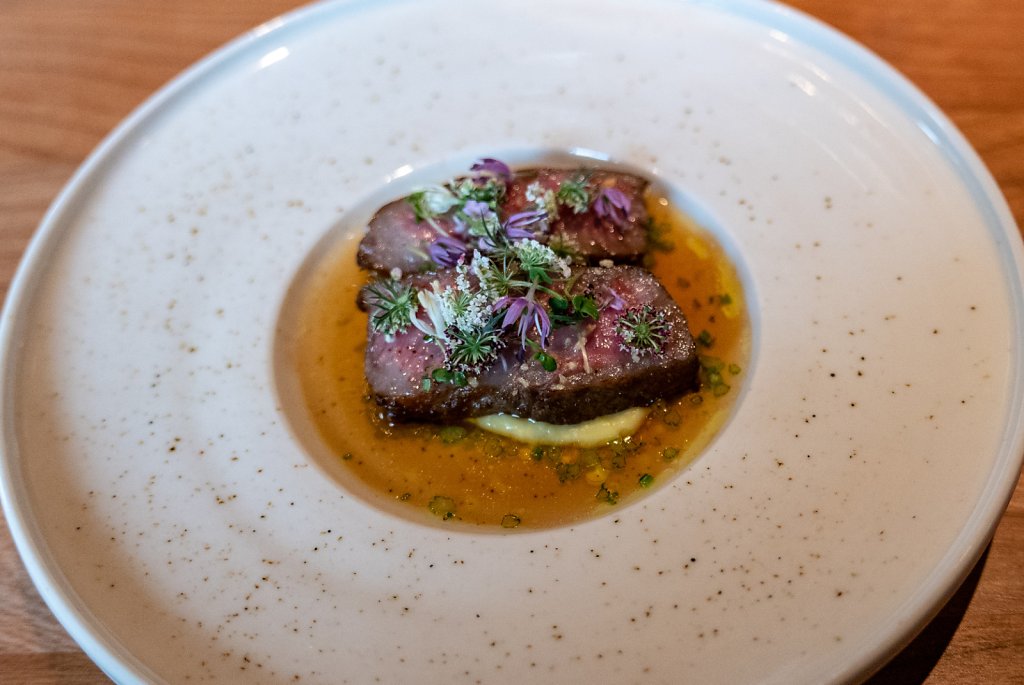 Wagyu (gunma A5), sweet corn cream, red curry condiment & herbs